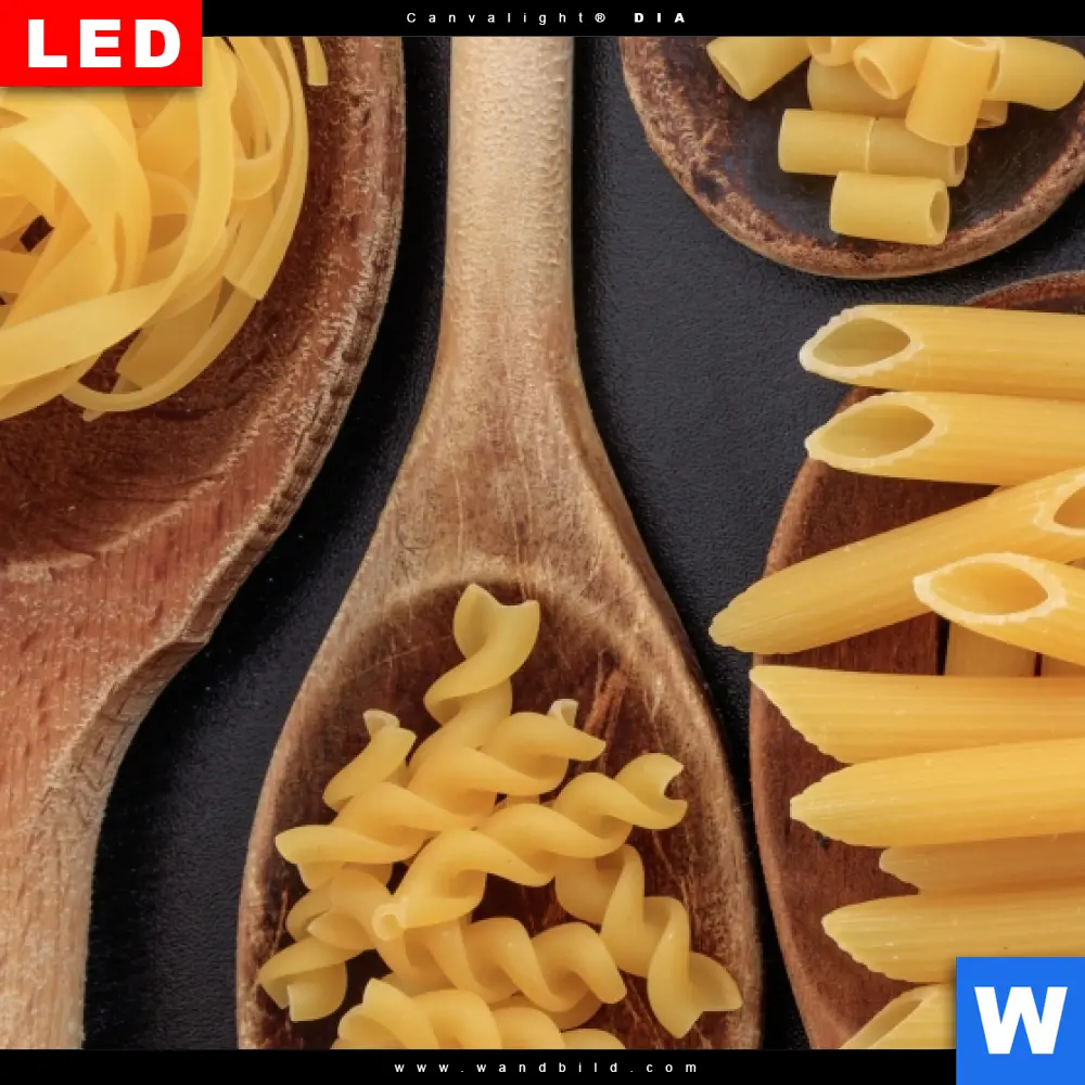 Leinwandbild | Pasta auf Löffeln | Hochformat - Image 4