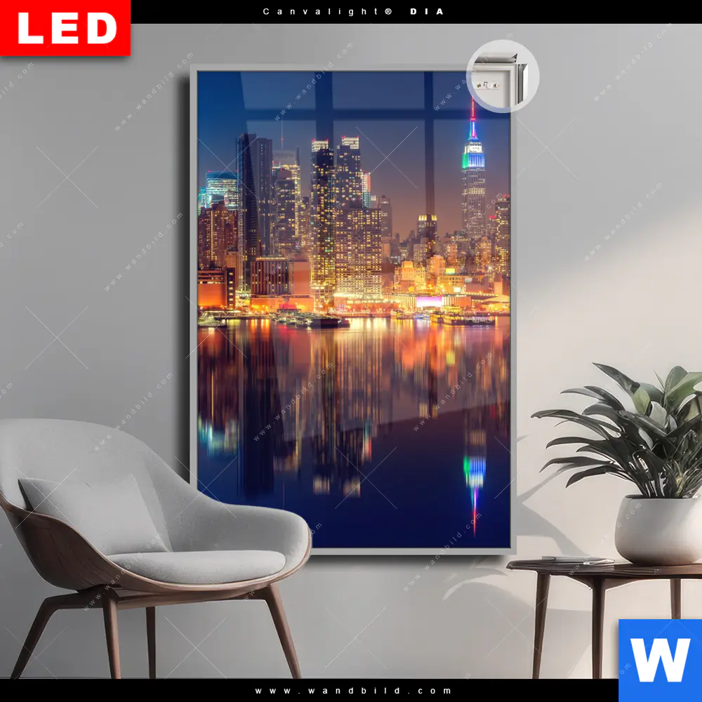 Leuchtbild Acrylglas Canvalight® DIA | Manhattan bei Nacht | Hochformat