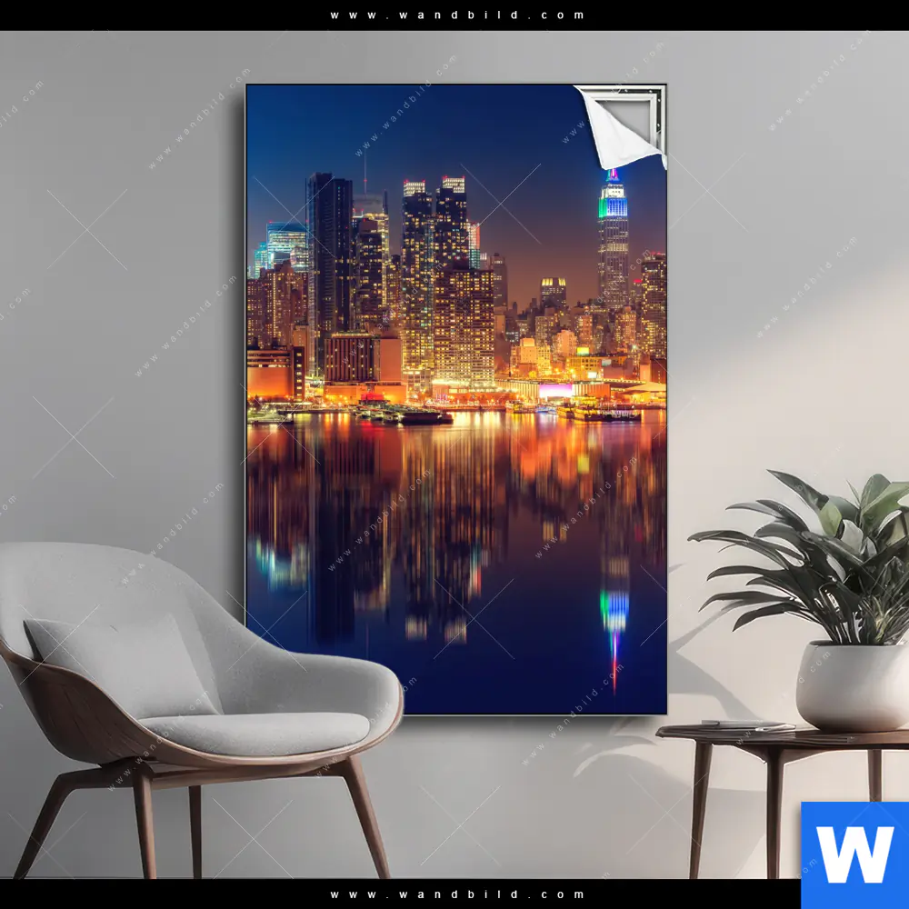 Spannbild | Manhattan bei Nacht | Hochformat