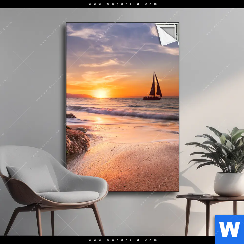 Spannbild | Segelboot im Sonnenuntergang | Hochformat