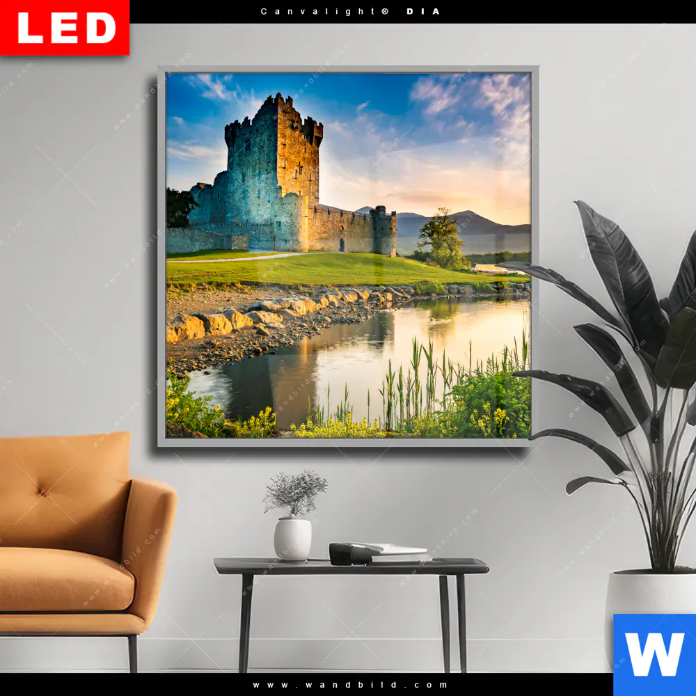 Wechselmotiv Acrylglas Canvalight® DIA | Alte Burg mit See | Quadrat