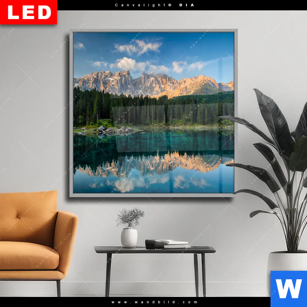 Wechselmotiv Acrylglas Canvalight® DIA | Bergsee im Wald | Quadrat