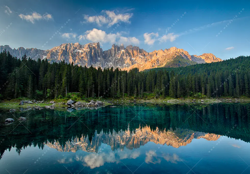 Wechselmotiv Acrylglas Canvalight® DIA | Bergsee im Wald | Quadrat - Image 5