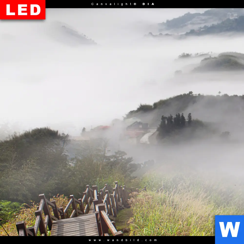 Wechselmotiv Acrylglas Canvalight® DIA | Holztreppe auf Berg mit Wolken | Querformat - Image 4