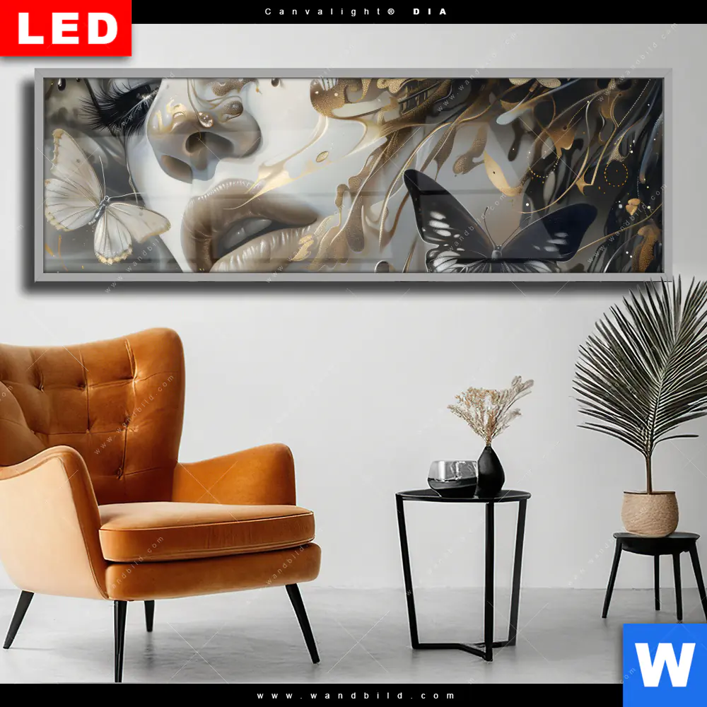 Wechselmotiv Acrylglas Canvalight® DIA | Paola - Porträt mit Schmetterlingen | Panorama