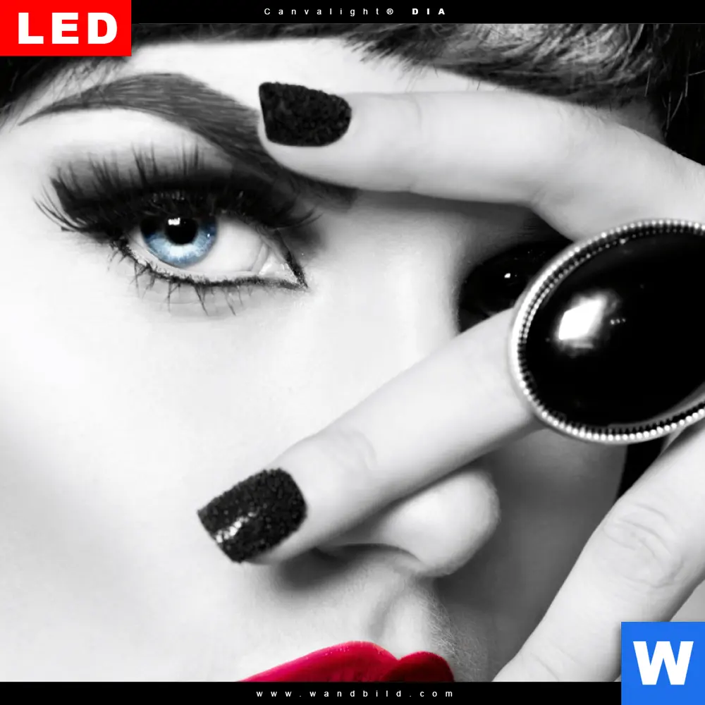 Wechselmotiv Acrylglas Canvalight® DIA | Schöne Geheimnisvolle | Querformat - Image 4