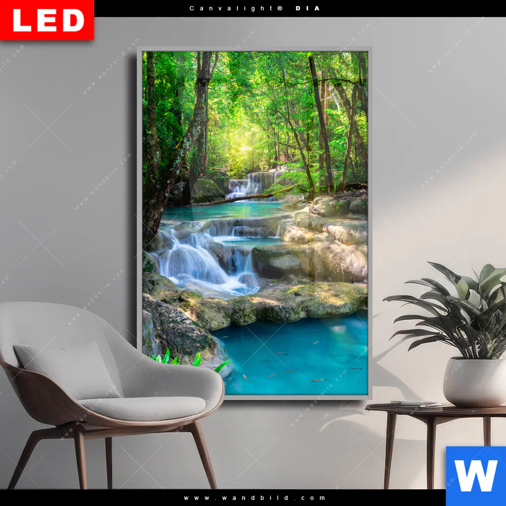 Wechselmotiv Acrylglas Canvalight® DIA | Tropischer Wasserfall | Hochformat